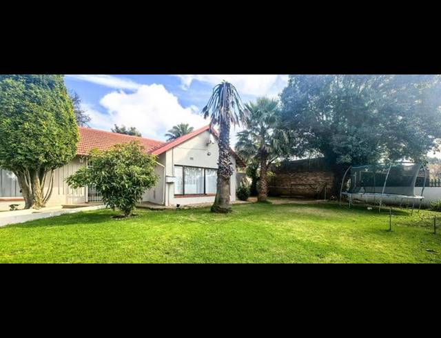 4 BEDROOM HOUSE FOR SALE IN BIRCHLEIGH